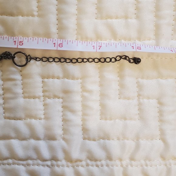 Black Metal Jingly Disc Necklace 15-18" - Picture 4 of 6